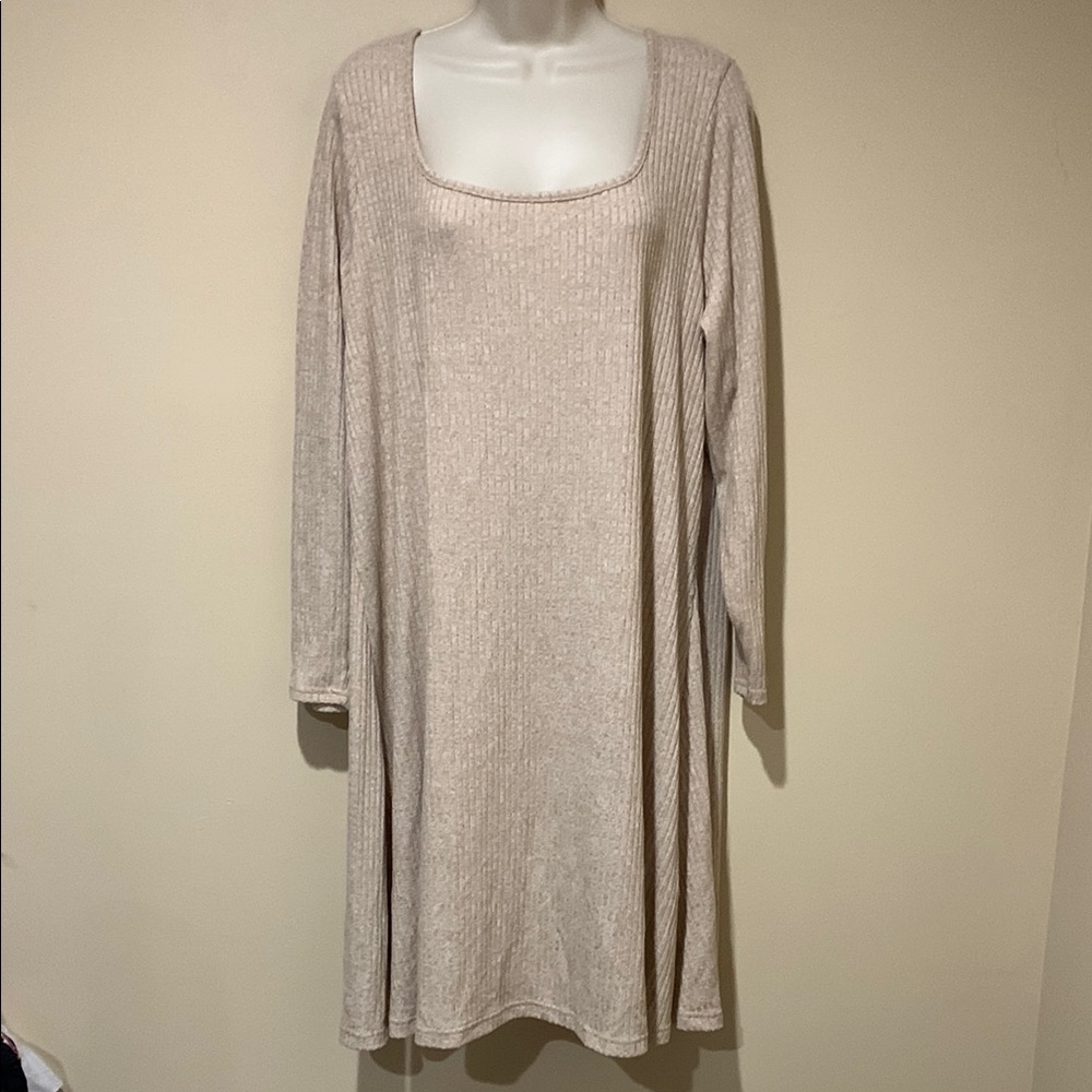 Plus size dress